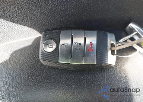 2019 Kia Sorento 3.3L Sx z USA, uszkodzony, nr VIN 5XYPKDA51KG535510